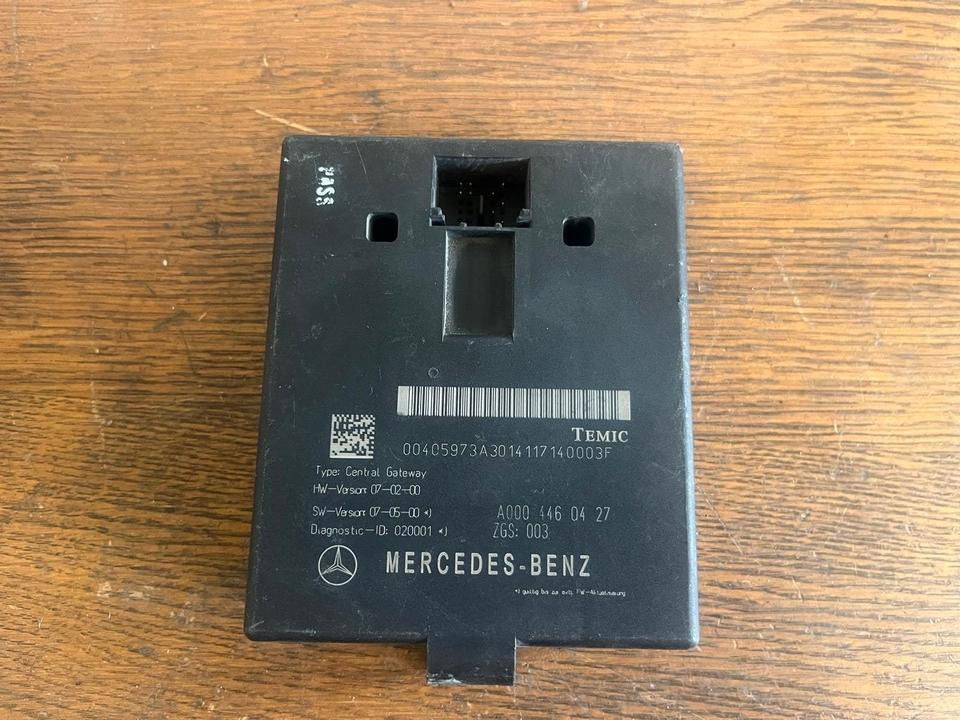 Mercedes Actros MP4 Central Gateway Steuergerät A0004460427 - Блок управления для Грузовиков: фото 2 Mercedes Actros MP4 Central Gateway Steuergerät A0004460427 - Блок управления для Грузовиков: фото 2