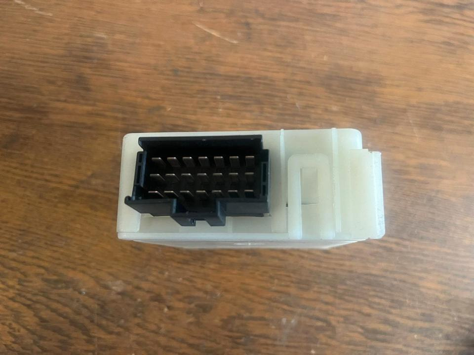 Mercedes Actros MP4 Diebstahlwarnanlage Steuergerät A0004462244 - Блок управления для Грузовиков: фото 4 Mercedes Actros MP4 Diebstahlwarnanlage Steuergerät A0004462244 - Блок управления для Грузовиков: фото 4