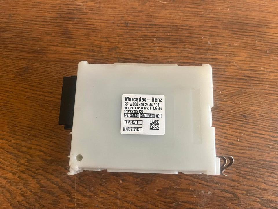 Mercedes Actros MP4 Diebstahlwarnanlage Steuergerät A0004462244 - Блок управления для Грузовиков: фото 2 Mercedes Actros MP4 Diebstahlwarnanlage Steuergerät A0004462244 - Блок управления для Грузовиков: фото 2