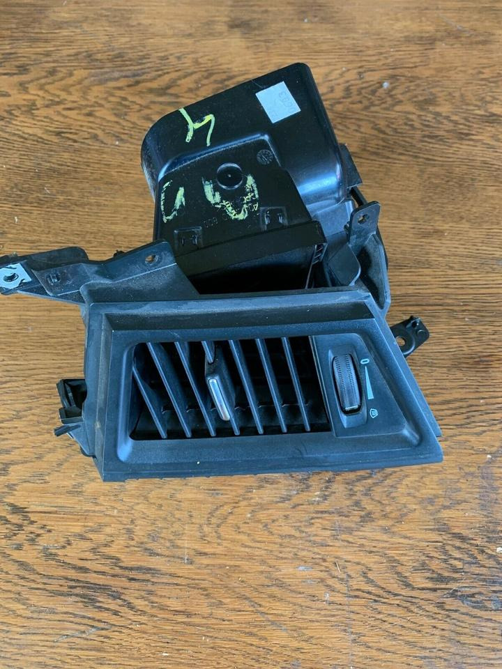 Mercedes Actros MP4 Luftduese A 960 830 06 54 {Lüften} - Отопление/ Вентиляция для Грузовиков: фото 1 Mercedes Actros MP4 Luftduese A 960 830 06 54 {Lüften} - Отопление/ Вентиляция для Грузовиков: фото 1