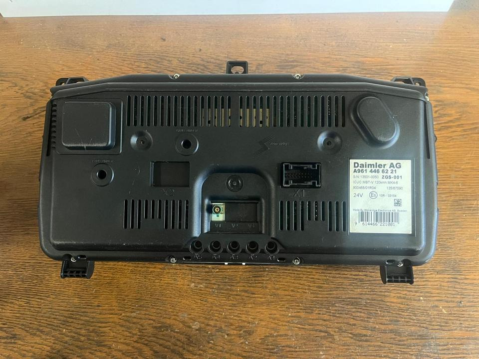 Mercedes Benz Actros MP4 Kombiinstrument / Tacho A9614466221 - Приборная панель для Грузовиков: фото 5 Mercedes Benz Actros MP4 Kombiinstrument / Tacho A9614466221 - Приборная панель для Грузовиков: фото 5