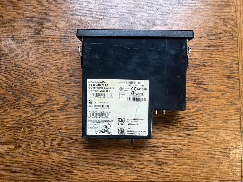 Mercedes-Benz Actros MP4 Tachograph FLEETBOARD A0004462060 - Тахограф для Грузовиков: фото 3 Mercedes-Benz Actros MP4 Tachograph FLEETBOARD A0004462060 - Тахограф для Грузовиков: фото 3