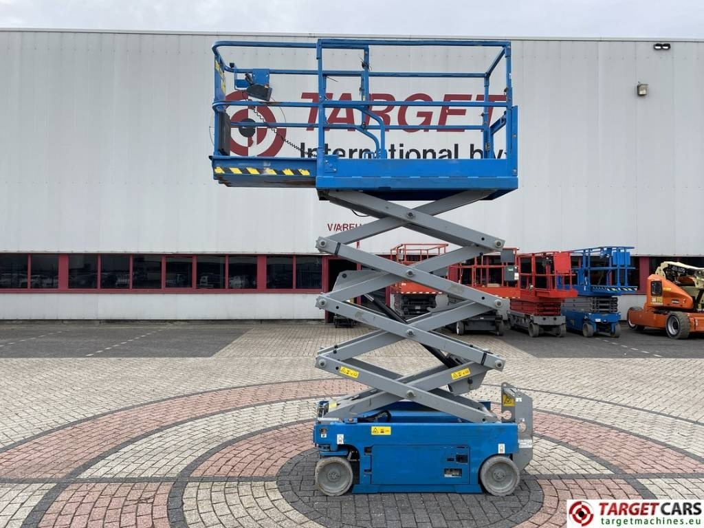Genie GS-1932 Electric Scissor Work Lift 779cm - Ножничный подъемник: фото 5 Genie GS-1932 Electric Scissor Work Lift 779cm - Ножничный подъемник: фото 5