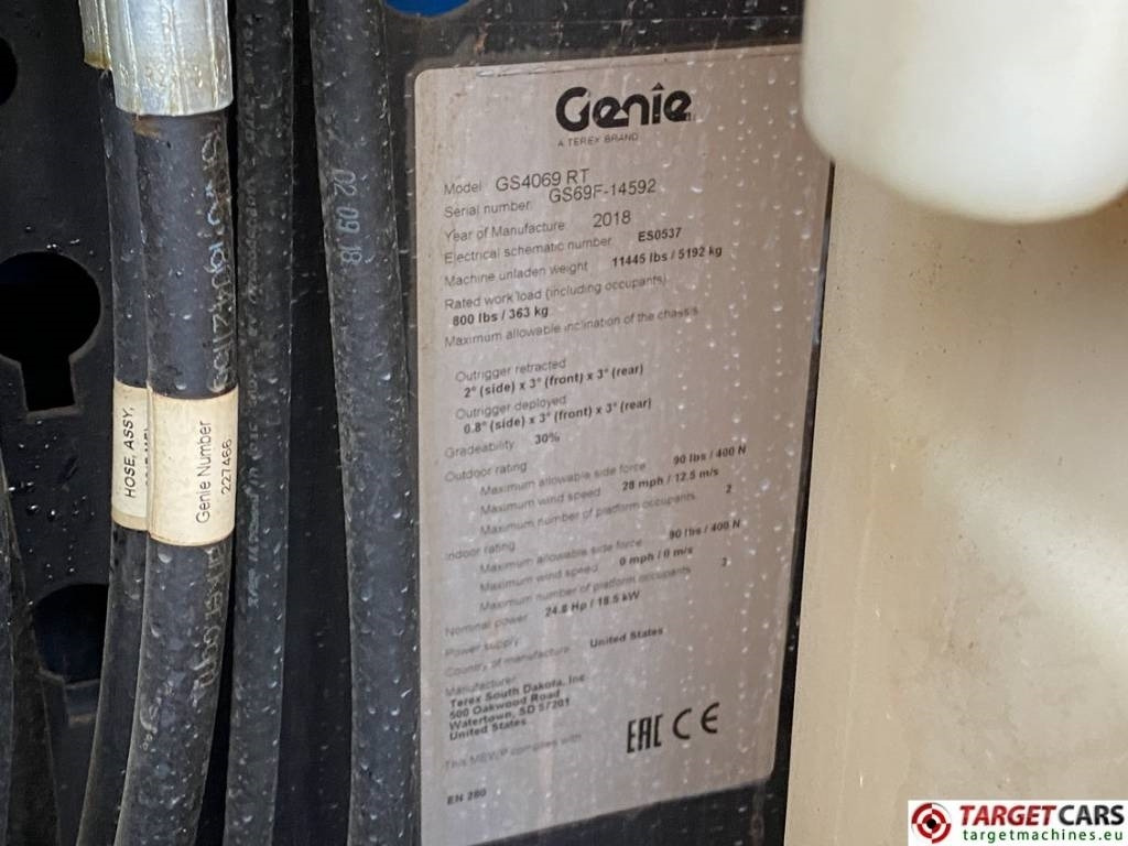 Ножничный подъемник Genie GS-4069RT Diesel 4x4 Scissor Work Lift 1412cm: фото 10 Ножничный подъемник Genie GS-4069RT Diesel 4x4 Scissor Work Lift 1412cm: фото 10