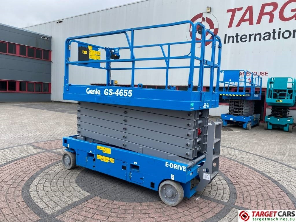 Genie GS-4655 Electric E-Drive Scissor Work Lift 1595cm - Ножничный подъемник: фото 4 Genie GS-4655 Electric E-Drive Scissor Work Lift 1595cm - Ножничный подъемник: фото 4