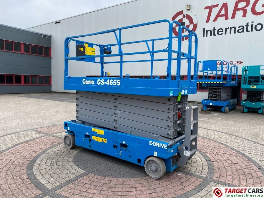 Genie GS-4655 Electric E-Drive Scissor Work Lift 1595cm - Ножничный подъемник: фото 4 Genie GS-4655 Electric E-Drive Scissor Work Lift 1595cm - Ножничный подъемник: фото 4
