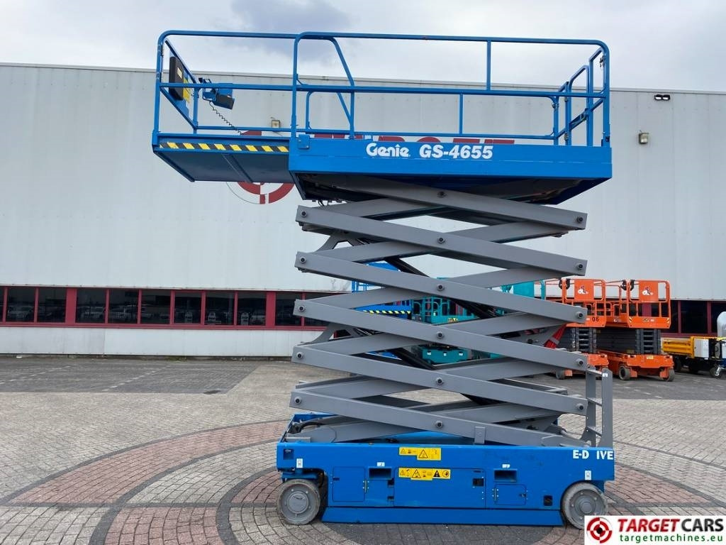Genie GS-4655 Electric GS4655 Scissor Work Lift 1595cm - Ножничный подъемник: фото 5 Genie GS-4655 Electric GS4655 Scissor Work Lift 1595cm - Ножничный подъемник: фото 5