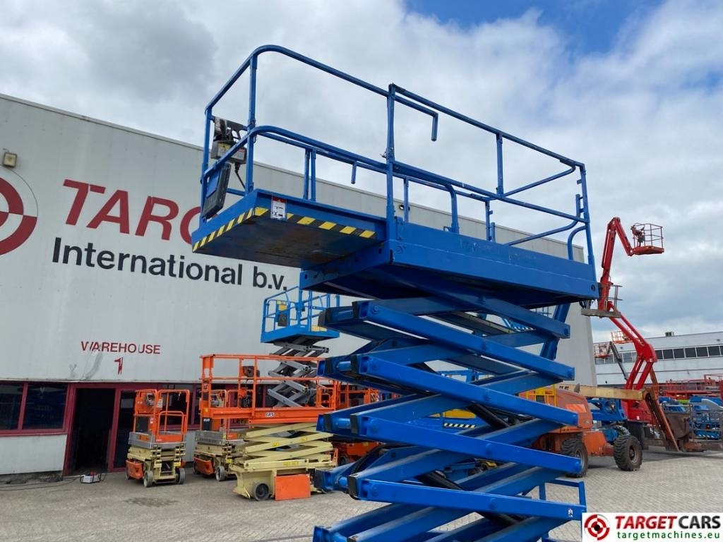 Ножничный подъемник Haulotte Compact 14 Electric Scissor Work Lift 1385cm: фото 26