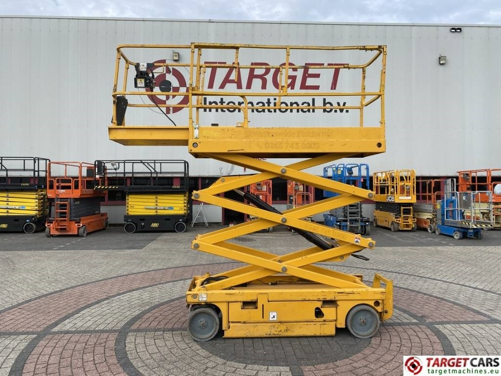Ножничный подъемник Haulotte Compact 8 Electric Scissor Work Lift 818cm: фото 5