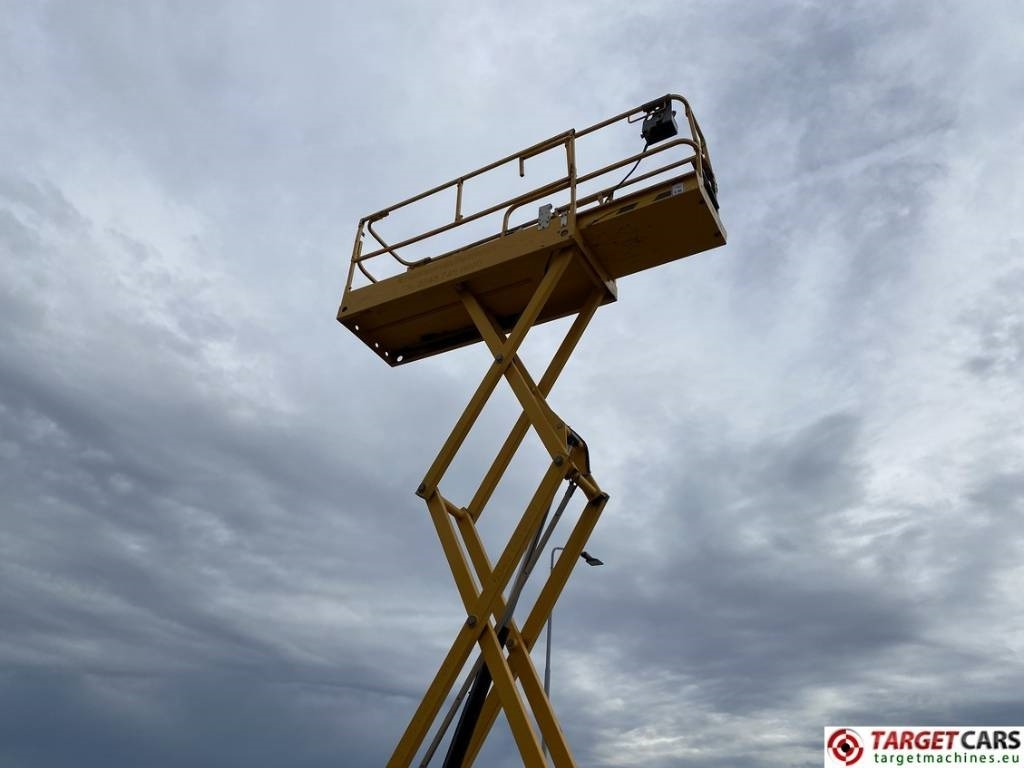 Ножничный подъемник Haulotte Compact 8 Electric Scissor Work Lift 818cm: фото 16