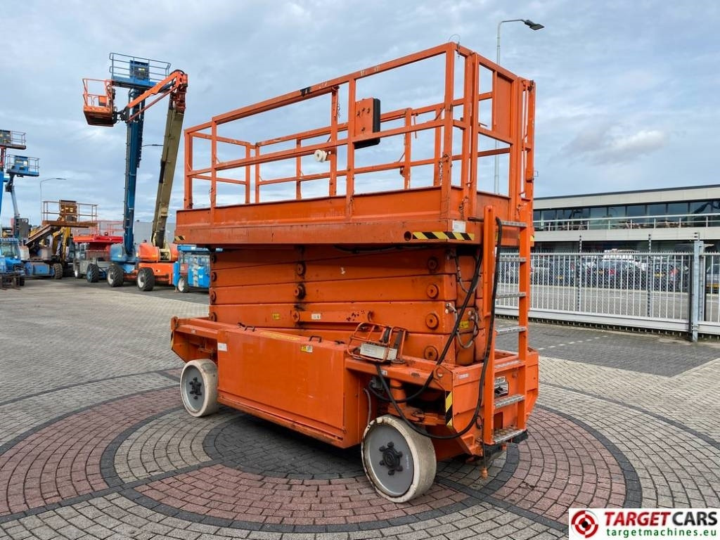 JLG 153-12 Liftlux Electric Scissor Work Lift 1730cm - Ножничный подъемник: фото 2 JLG 153-12 Liftlux Electric Scissor Work Lift 1730cm - Ножничный подъемник: фото 2