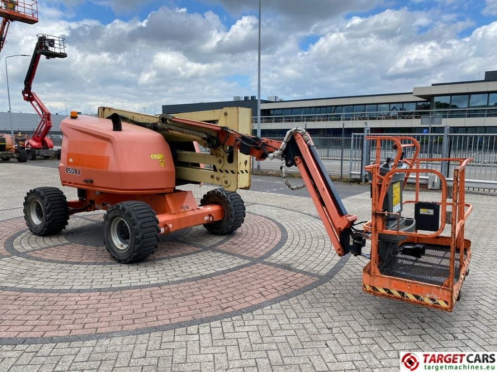 JLG 450AJ Articulated 4x4 Diesel Boom Work Lift 1572cm - Коленчатый подъемник: фото 2 JLG 450AJ Articulated 4x4 Diesel Boom Work Lift 1572cm - Коленчатый подъемник: фото 2