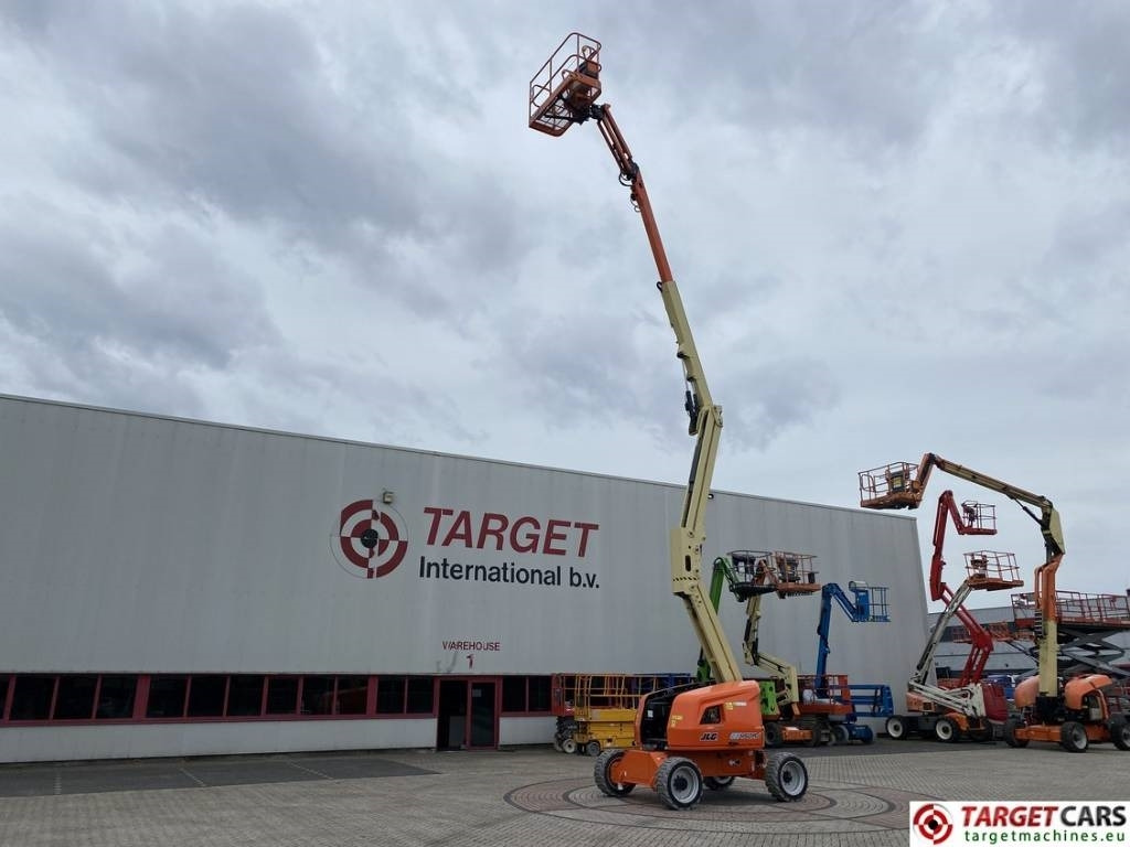 JLG EC450AJ Articulated Lithium-Ion Boom Lift 1572cm - Коленчатый подъемник: фото 5 JLG EC450AJ Articulated Lithium-Ion Boom Lift 1572cm - Коленчатый подъемник: фото 5