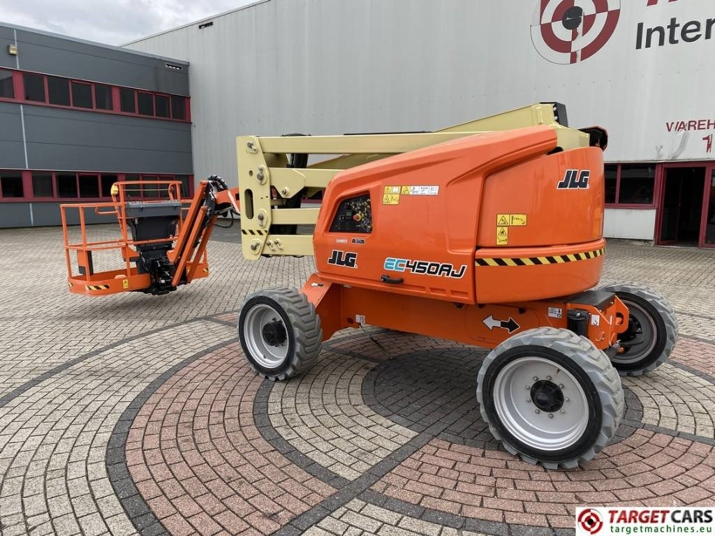 JLG EC450AJ Articulated Lithium-Ion Boom Lift 1572cm - Коленчатый подъемник: фото 4 JLG EC450AJ Articulated Lithium-Ion Boom Lift 1572cm - Коленчатый подъемник: фото 4