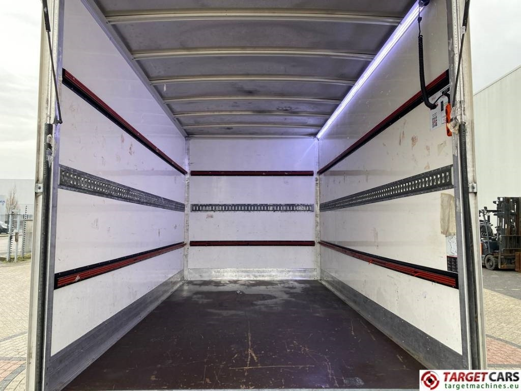 Грузовик с закрытым кузовом Mercedes-Benz Sprinter 515CDI Closed Box Van Taillift: фото 14 Грузовик с закрытым кузовом Mercedes-Benz Sprinter 515CDI Closed Box Van Taillift: фото 14