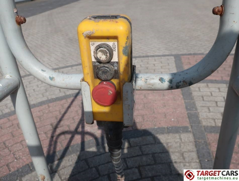 Ножничный подъемник NSG POP UP Electric Push Scissor Work Lift 363cm: фото 9