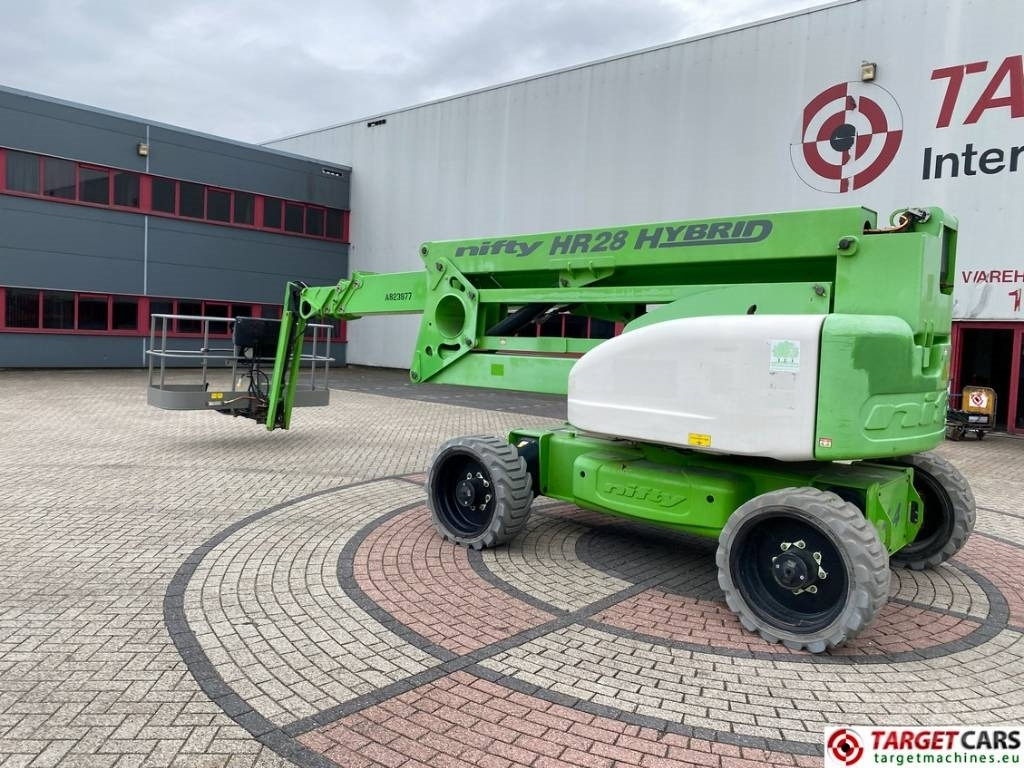 Niftylift HR28 HyBrid Articulated 4x4 Boom Work Lift 2800cm - Коленчатый подъемник: фото 4 Niftylift HR28 HyBrid Articulated 4x4 Boom Work Lift 2800cm - Коленчатый подъемник: фото 4