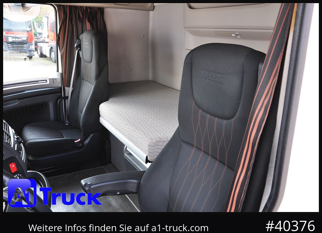 DAF DAF XF 480 FAN SSC Intarder, Lenkachse Standlklima - Грузовик-контейнеровоз/ Сменный кузов: фото 4 DAF DAF XF 480 FAN SSC Intarder, Lenkachse Standlklima - Грузовик-контейнеровоз/ Сменный кузов: фото 4