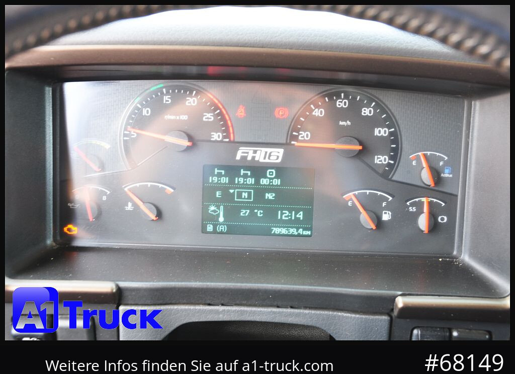 Тягач VOLVO FH16, 600, Schwerlast 180to, 8x4, Standklima, Liftachse,: фото 6