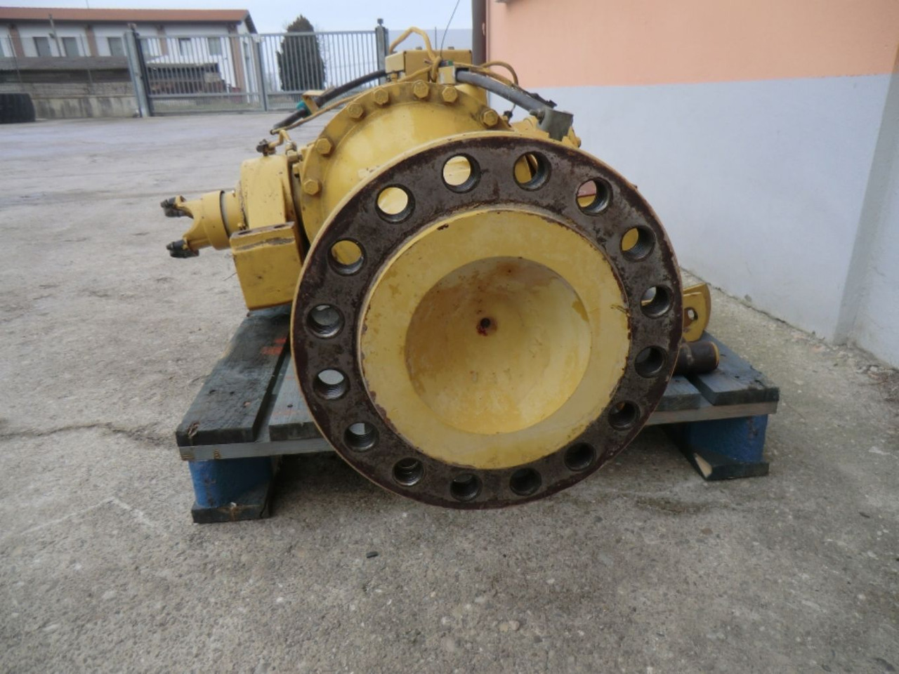 Caterpillar 928G - Задняя ось для Строительной техники: фото 3 Caterpillar 928G - Задняя ось для Строительной техники: фото 3