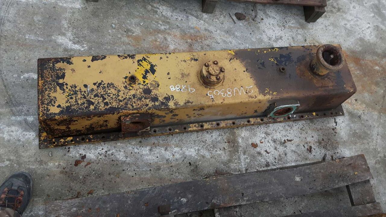 Caterpillar 988B VASCHETTE RADIATORE - Расширительный бачок для Строительной техники: фото 5 Caterpillar 988B VASCHETTE RADIATORE - Расширительный бачок для Строительной техники: фото 5