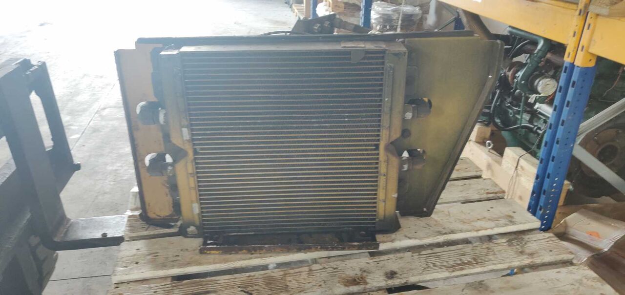 Caterpillar 988G RADIATORE OLIO ASSALI - Масляный радиатор для Строительной техники: фото 4 Caterpillar 988G RADIATORE OLIO ASSALI - Масляный радиатор для Строительной техники: фото 4
