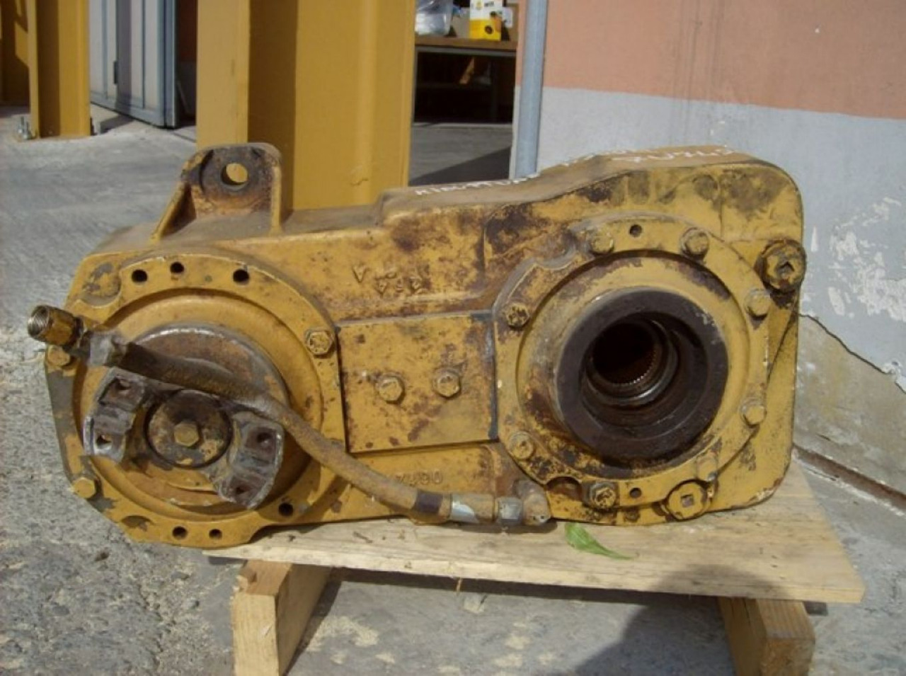 Caterpillar D300D Transfer dropbox - Трансмиссия для Строительной техники: фото 2 Caterpillar D300D Transfer dropbox - Трансмиссия для Строительной техники: фото 2