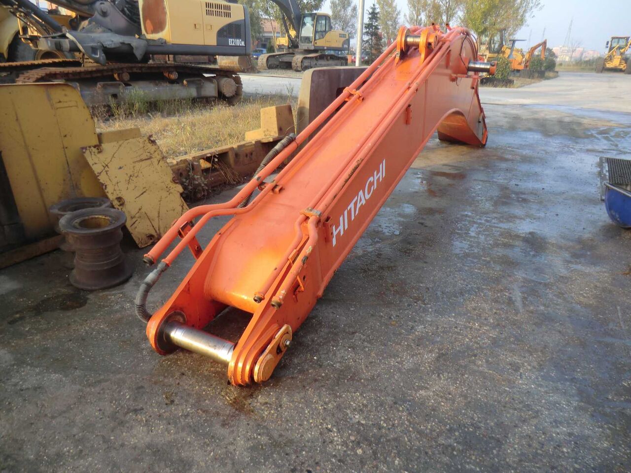 HITACHI ZX240 BAS AVAMBRACCIO 2,2 MT - Стрела для Строительной техники: фото 3 HITACHI ZX240 BAS AVAMBRACCIO 2,2 MT - Стрела для Строительной техники: фото 3