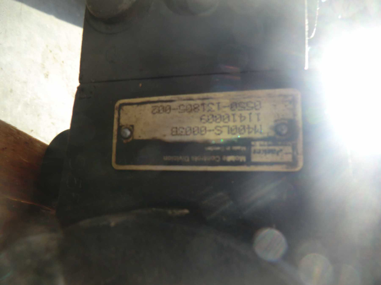 VOLVO L330E L350F DISTRIBUTORE - Гидравлический клапан для Строительной техники: фото 5 VOLVO L330E L350F DISTRIBUTORE - Гидравлический клапан для Строительной техники: фото 5