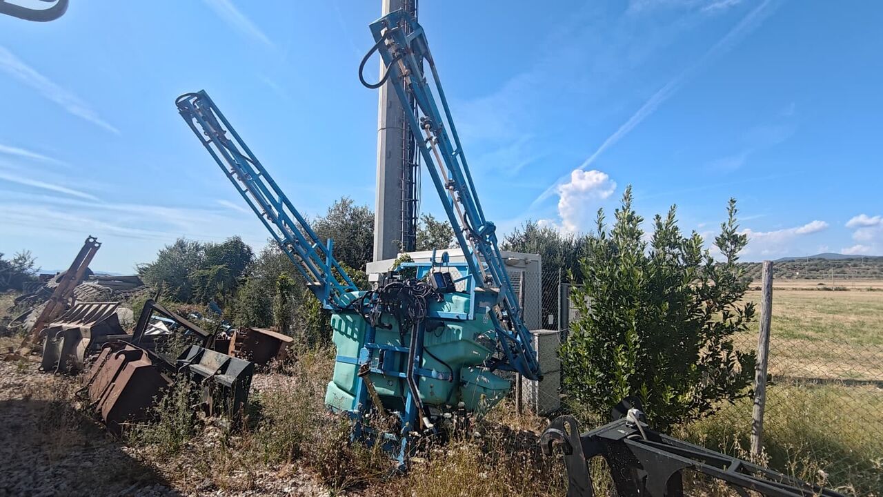 BERTHOUD 1000 PROGRESS - Навесной опрыскиватель: фото 2 BERTHOUD 1000 PROGRESS - Навесной опрыскиватель: фото 2