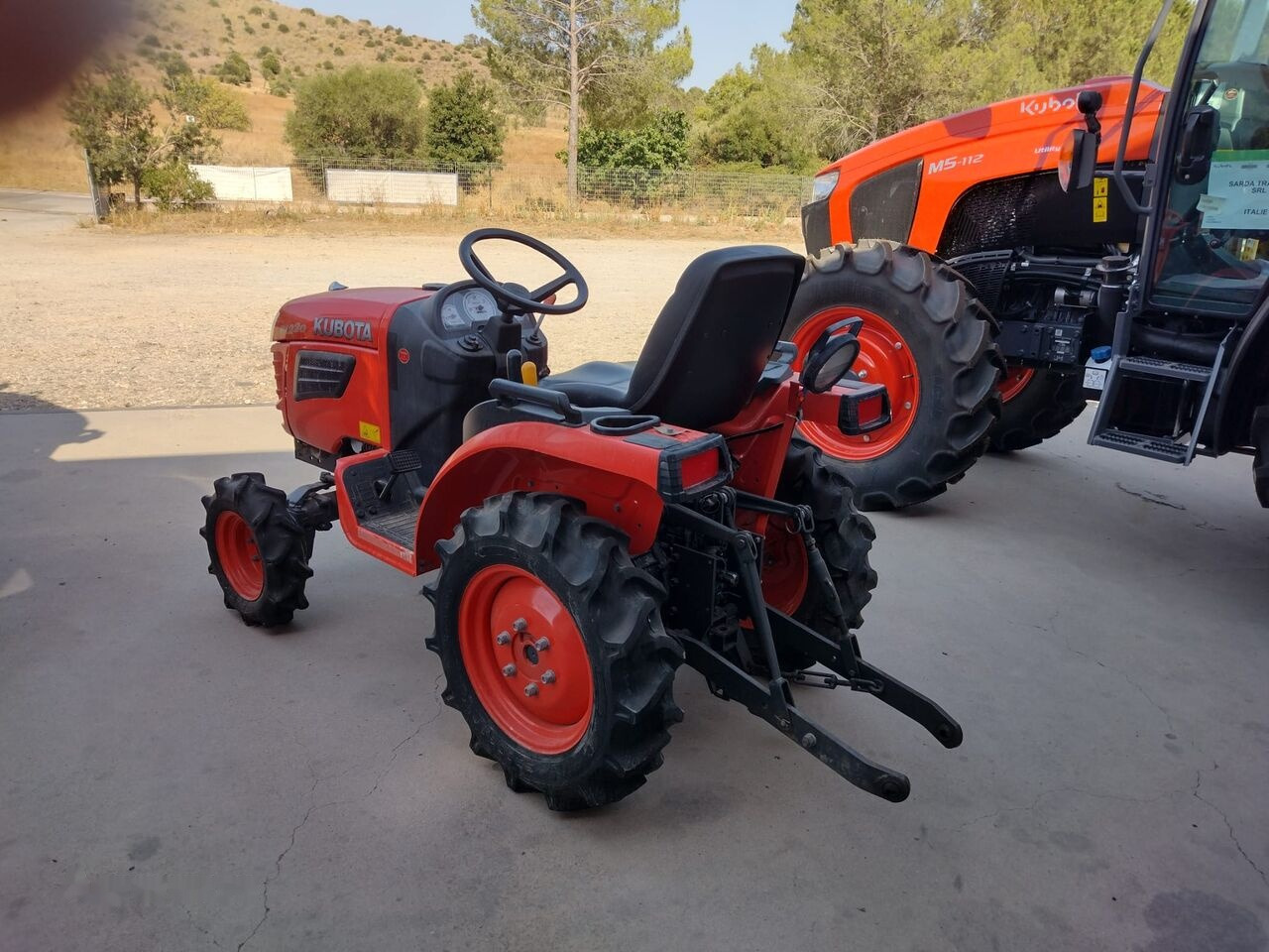 Kubota B1220 - Минитрактор: фото 1 Kubota B1220 - Минитрактор: фото 1