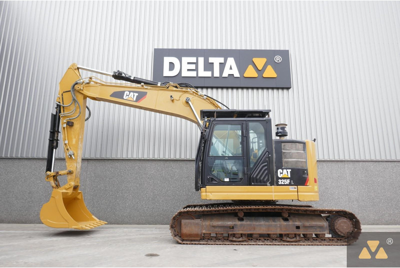 Caterpillar 325F LCR - Гусеничный экскаватор: фото 1 Caterpillar 325F LCR - Гусеничный экскаватор: фото 1