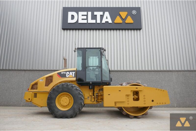 Caterpillar CP76 - Каток: фото 2 Caterpillar CP76 - Каток: фото 2