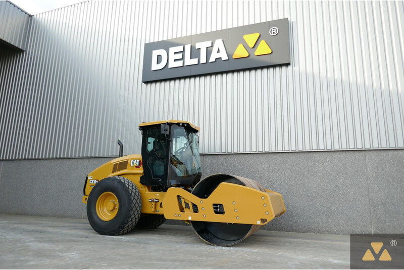 Caterpillar CS10GC - Каток: фото 3 Caterpillar CS10GC - Каток: фото 3