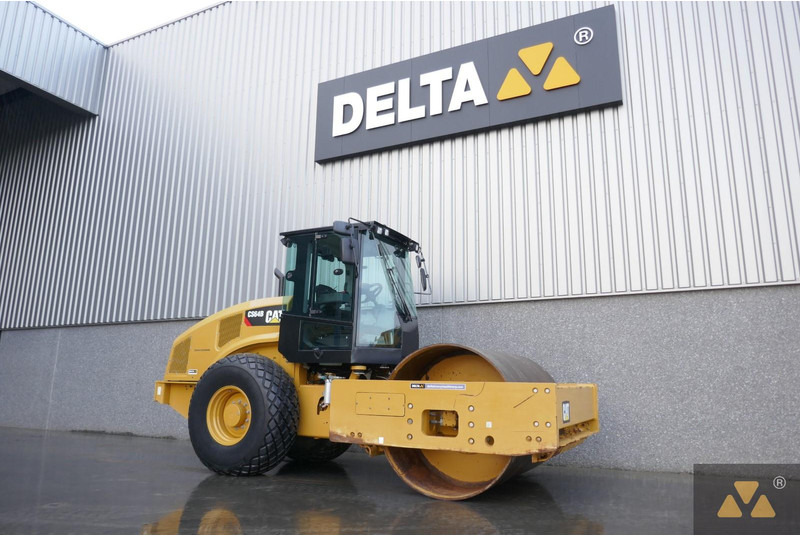 Caterpillar CS64B - Каток: фото 3 Caterpillar CS64B - Каток: фото 3