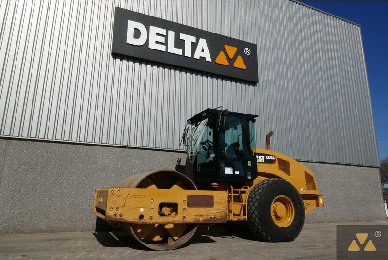 Caterpillar CS66B - Каток: фото 3 Caterpillar CS66B - Каток: фото 3