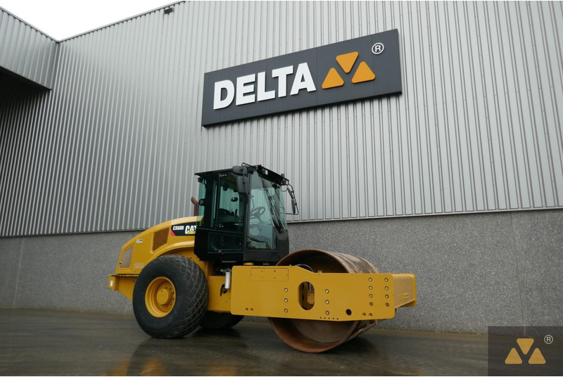 Caterpillar CS68B - Каток: фото 3 Caterpillar CS68B - Каток: фото 3