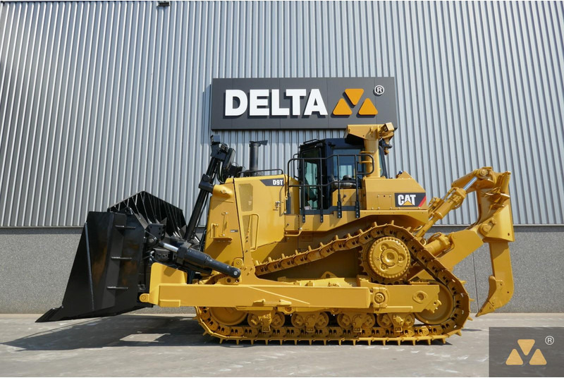 Caterpillar D9T - Бульдозер: фото 1 Caterpillar D9T - Бульдозер: фото 1