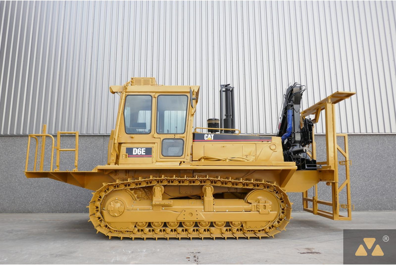Caterpillar D6E Welding Tractor - Строительная техника: фото 2 Caterpillar D6E Welding Tractor - Строительная техника: фото 2