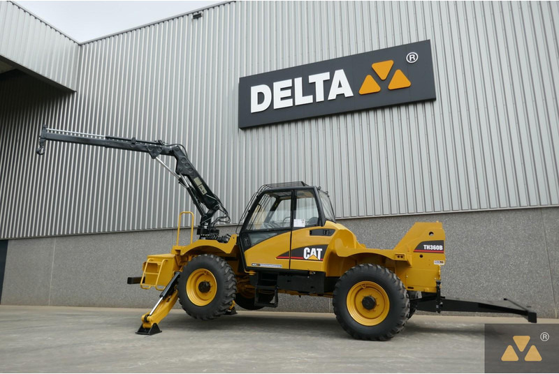 Caterpillar TH360B Welding Tractor - Строительная техника: фото 3 Caterpillar TH360B Welding Tractor - Строительная техника: фото 3