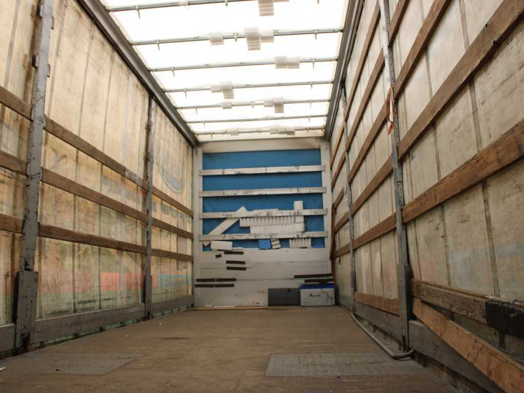 DAF LF 250 FA, EURO 6 - Тентованный грузовик: фото 5 DAF LF 250 FA, EURO 6 - Тентованный грузовик: фото 5