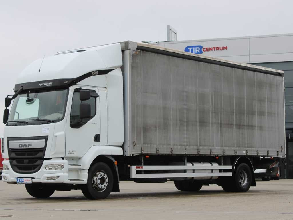 DAF LF 250 FA, HYDRAULIC LIFT, EURO 6 - Тентованный грузовик: фото 1 DAF LF 250 FA, HYDRAULIC LIFT, EURO 6 - Тентованный грузовик: фото 1