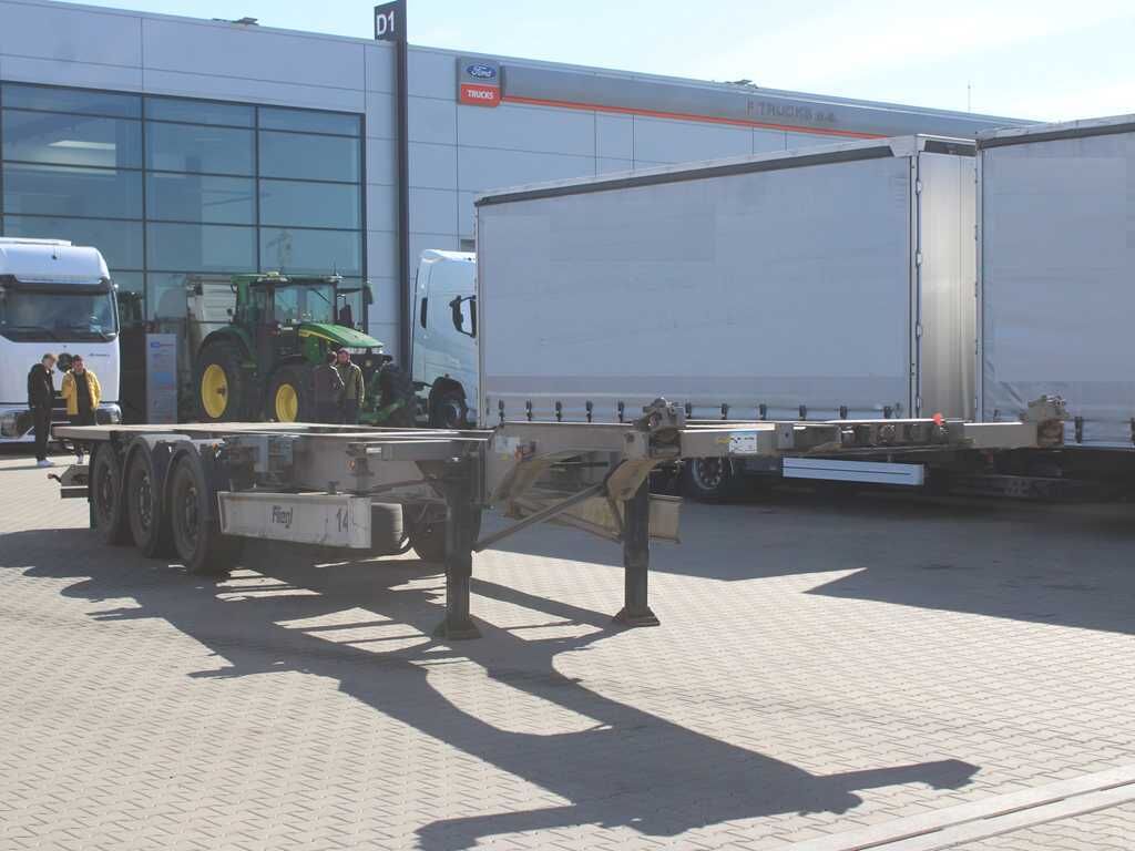 Fliegl GOOSENECK STARR 40, LIFT AXLE - Полуприцеп бортовой/ Платформа: фото 3 Fliegl GOOSENECK STARR 40, LIFT AXLE - Полуприцеп бортовой/ Платформа: фото 3