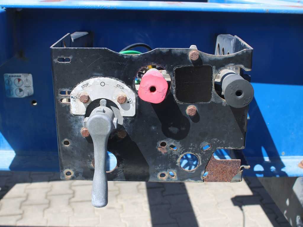 Krone SD, SAF, LIFT AXLE, BDF, ADR - Полуприцеп бортовой/ Платформа: фото 5 Krone SD, SAF, LIFT AXLE, BDF, ADR - Полуприцеп бортовой/ Платформа: фото 5