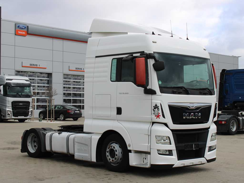 MAN TGX 18.440, LOW DECK, EURO 6 - Тягач: фото 3 MAN TGX 18.440, LOW DECK, EURO 6 - Тягач: фото 3
