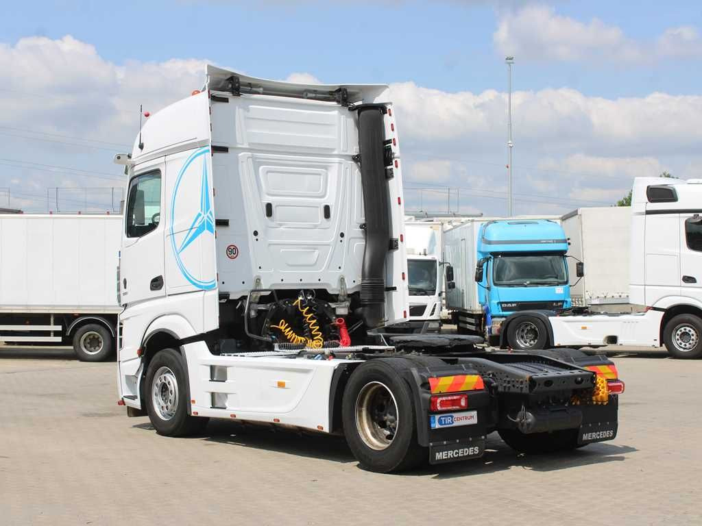 Mercedes-Benz Actros 1851, SECONDARY AIR CONDITIONING,RETARDER - Тягач: фото 4 Mercedes-Benz Actros 1851, SECONDARY AIR CONDITIONING,RETARDER - Тягач: фото 4