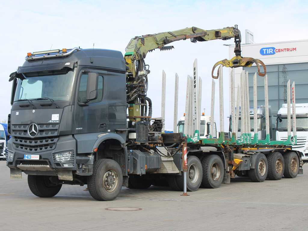 Mercedes-Benz Arocs 3351, 6x6, HYDRAULIC ARM LOGLIFT ET450, TYRES 80% - Тягач, Полуприцеп лесовоз: фото 1 Mercedes-Benz Arocs 3351, 6x6, HYDRAULIC ARM LOGLIFT ET450, TYRES 80% - Тягач, Полуприцеп лесовоз: фото 1