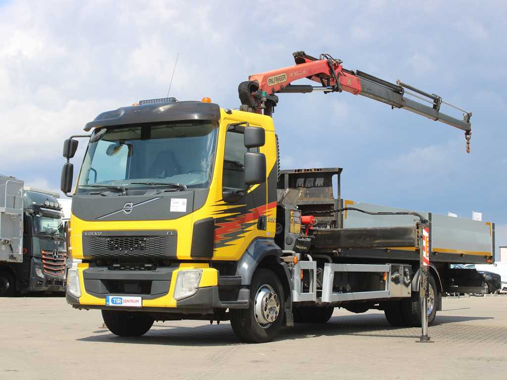 Volvo FL 250, EURO 6, SIDES, CAMERA, HYDRAULIC ARM PALFINGER PK 9002 EH - Грузовик бортовой/ Платформа, Автоманипулятор: фото 1 Volvo FL 250, EURO 6, SIDES, CAMERA, HYDRAULIC ARM PALFINGER PK 9002 EH - Грузовик бортовой/ Платформа, Автоманипулятор: фото 1
