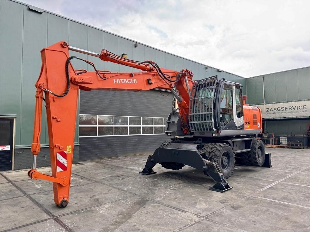 Hitachi ZX190W3 - Колёсный экскаватор: фото 2 Hitachi ZX190W3 - Колёсный экскаватор: фото 2