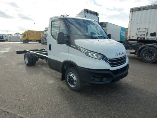 Iveco Daily 40 - 180 Fahrgestell, E6 Automatik - Грузовик-шасси: фото 3 Iveco Daily 40 - 180 Fahrgestell, E6 Automatik - Грузовик-шасси: фото 3